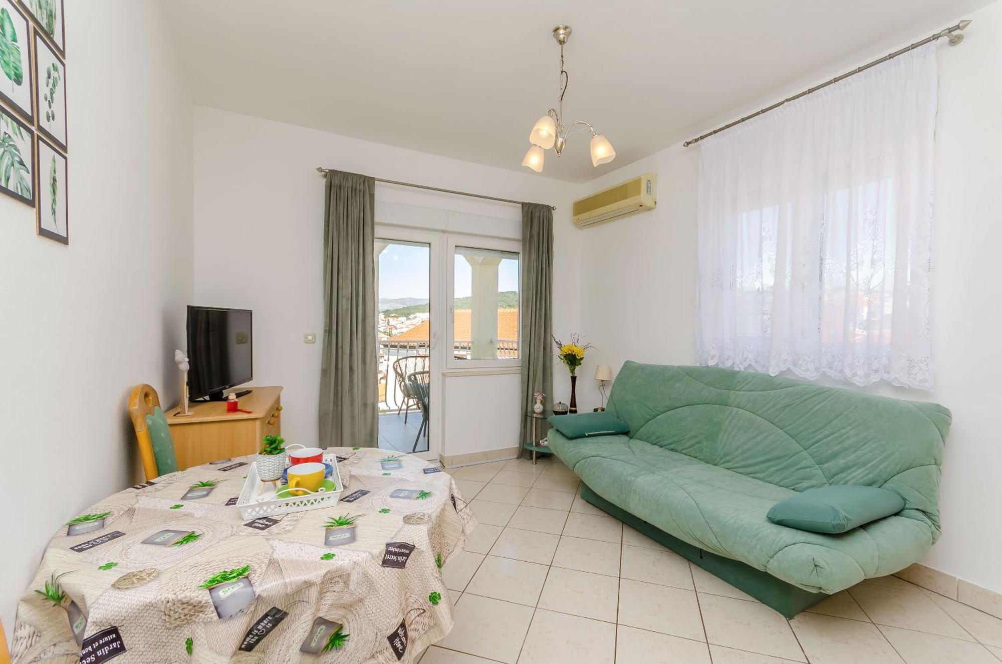 Apartment Mario โตรกีร์ ภายนอก รูปภาพ